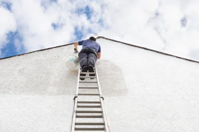 Peinture extérieure à la Chapelle-sur-Furieuse — façades et ravalement